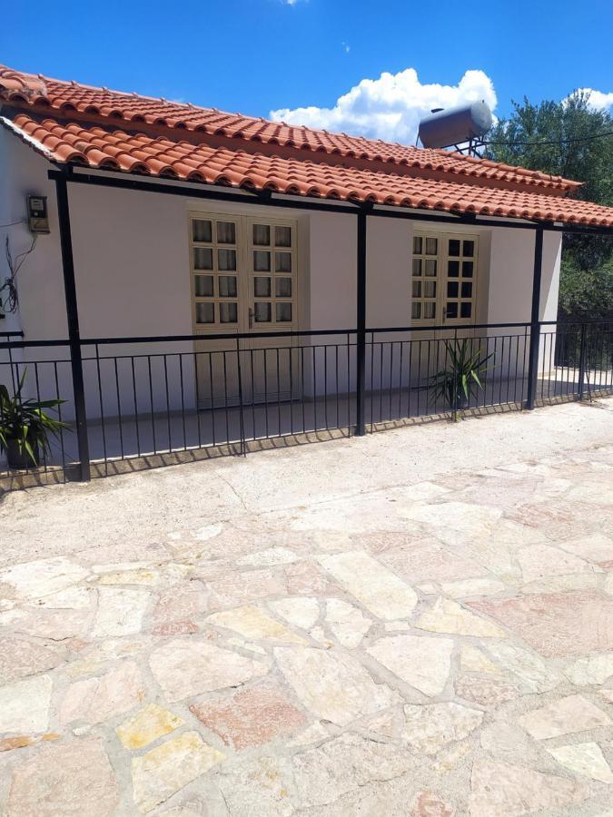 Retzos Rooms Himarë Dış mekan fotoğraf