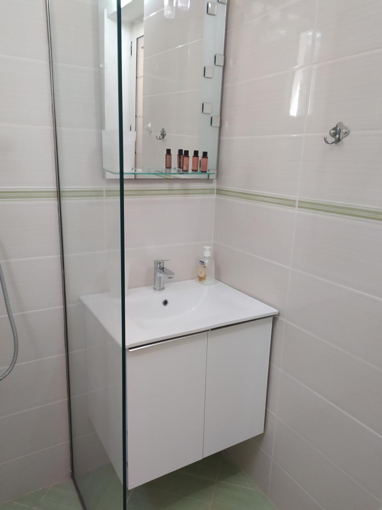 Retzos Rooms Himarë Dış mekan fotoğraf
