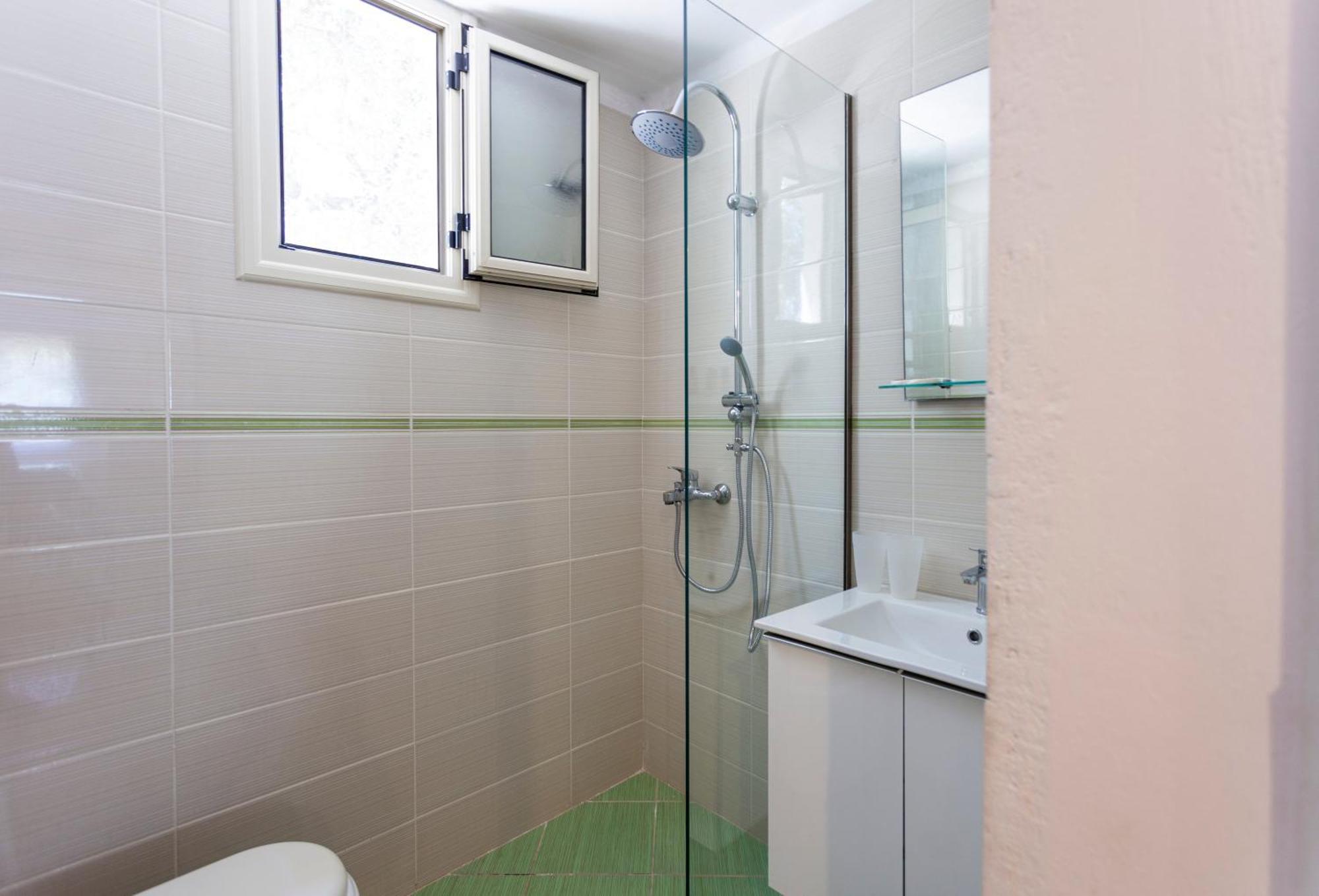 Retzos Rooms Himarë Dış mekan fotoğraf